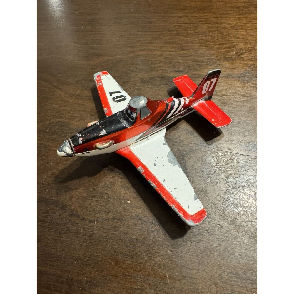 Disney Pixar Cars Planes Red Fire Rescue Phontoon Dusty Diecast 1:55 Damaged